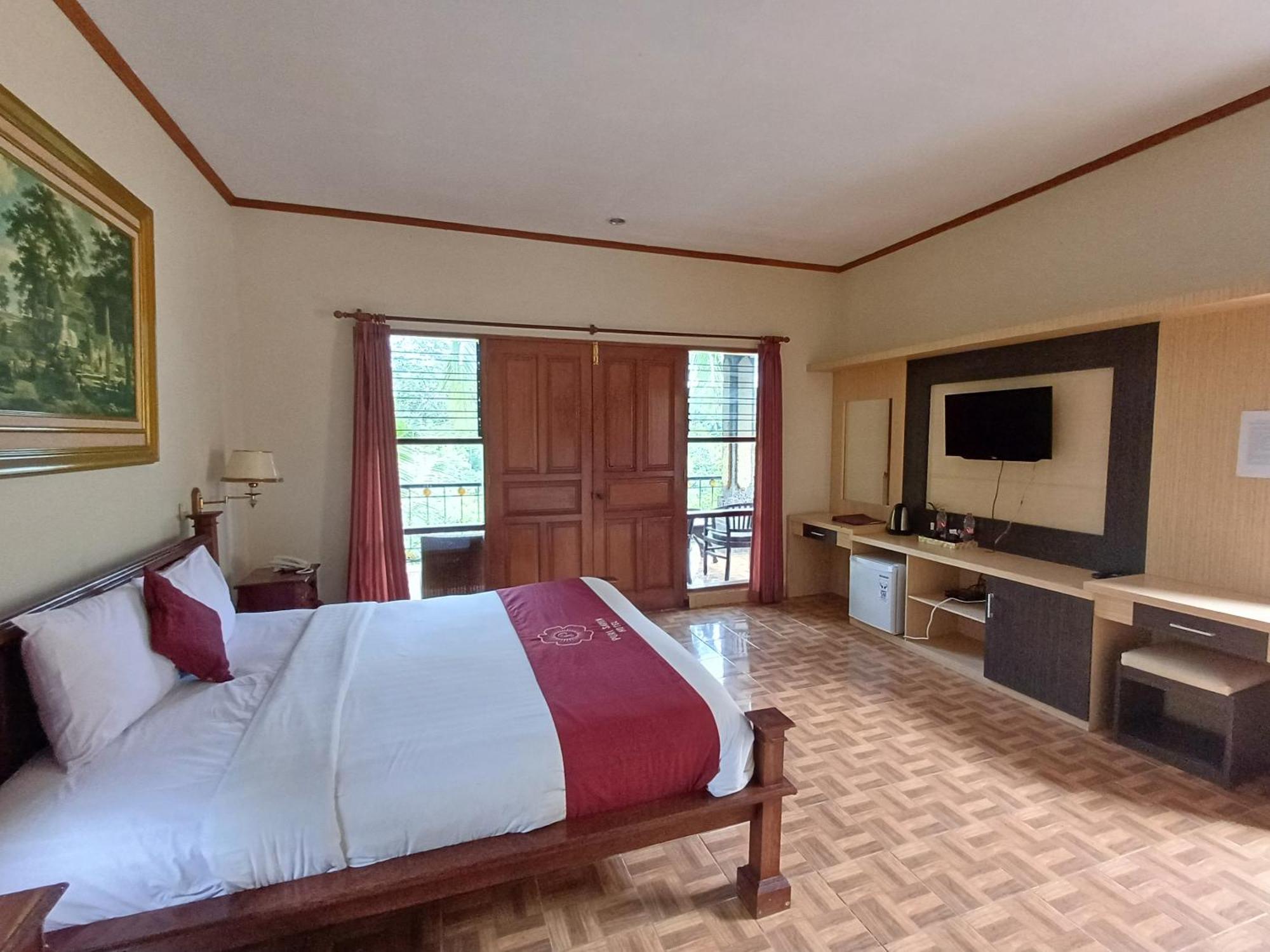 Puri Saron Hotel Madangan - Gianyar Gianyar  Exterior photo