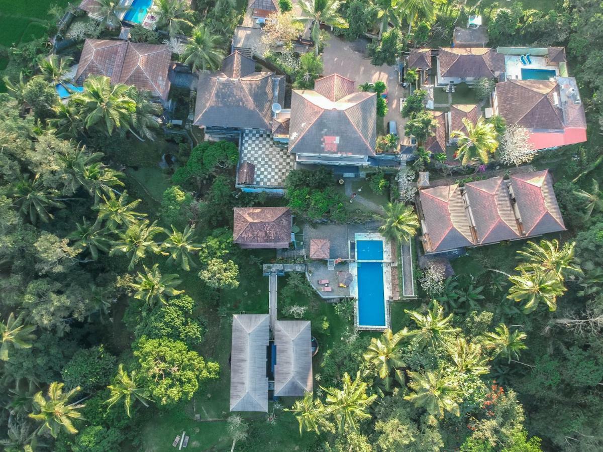 Puri Saron Hotel Madangan - Gianyar Gianyar  Exterior photo